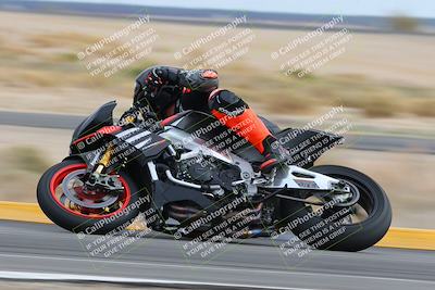 media/Jan-15-2023-SoCal Trackdays (Sun) [[c1237a034a]]/Turn 16 (120pm)/